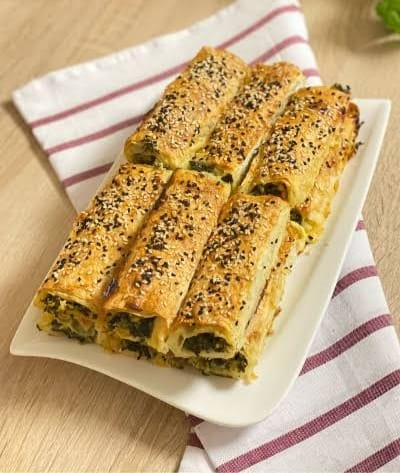 Ispanaklı Rulo Börek